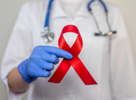 HIV e AIDS: O Papel do Profissional de Saúde na Prevenção e Tratamento